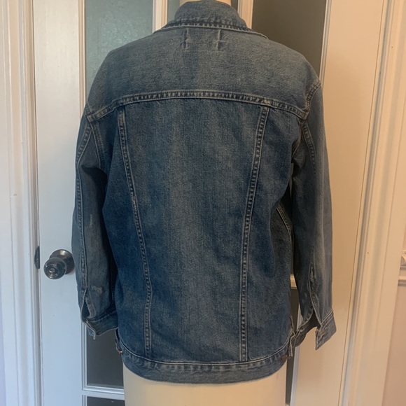 Madewell oversized distressed jean jacket - Picture 3 of 5